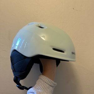 SMITH zoom jr mint green snowboard / ski helmet